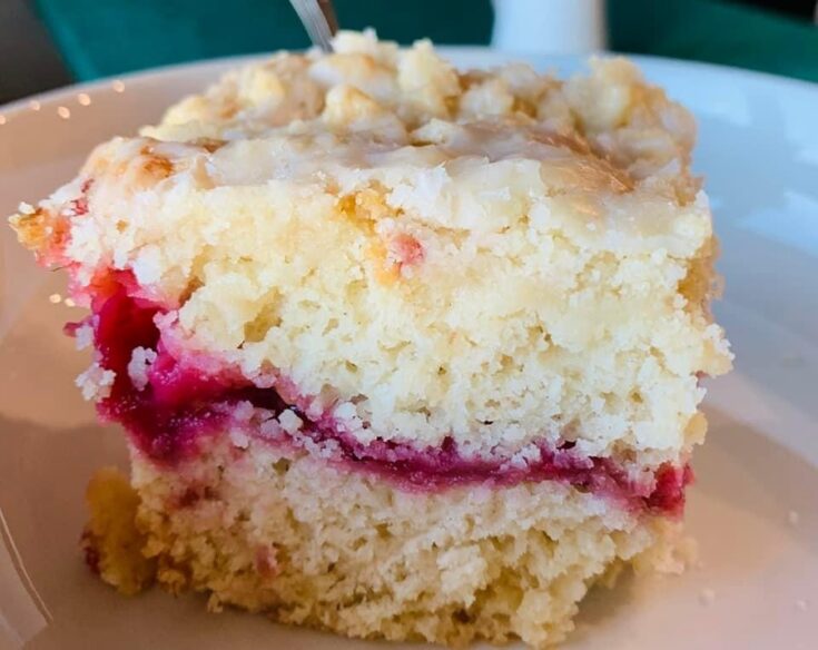 Raspberry-Almond Coffee Cake Recipe - BettyCrocker.com